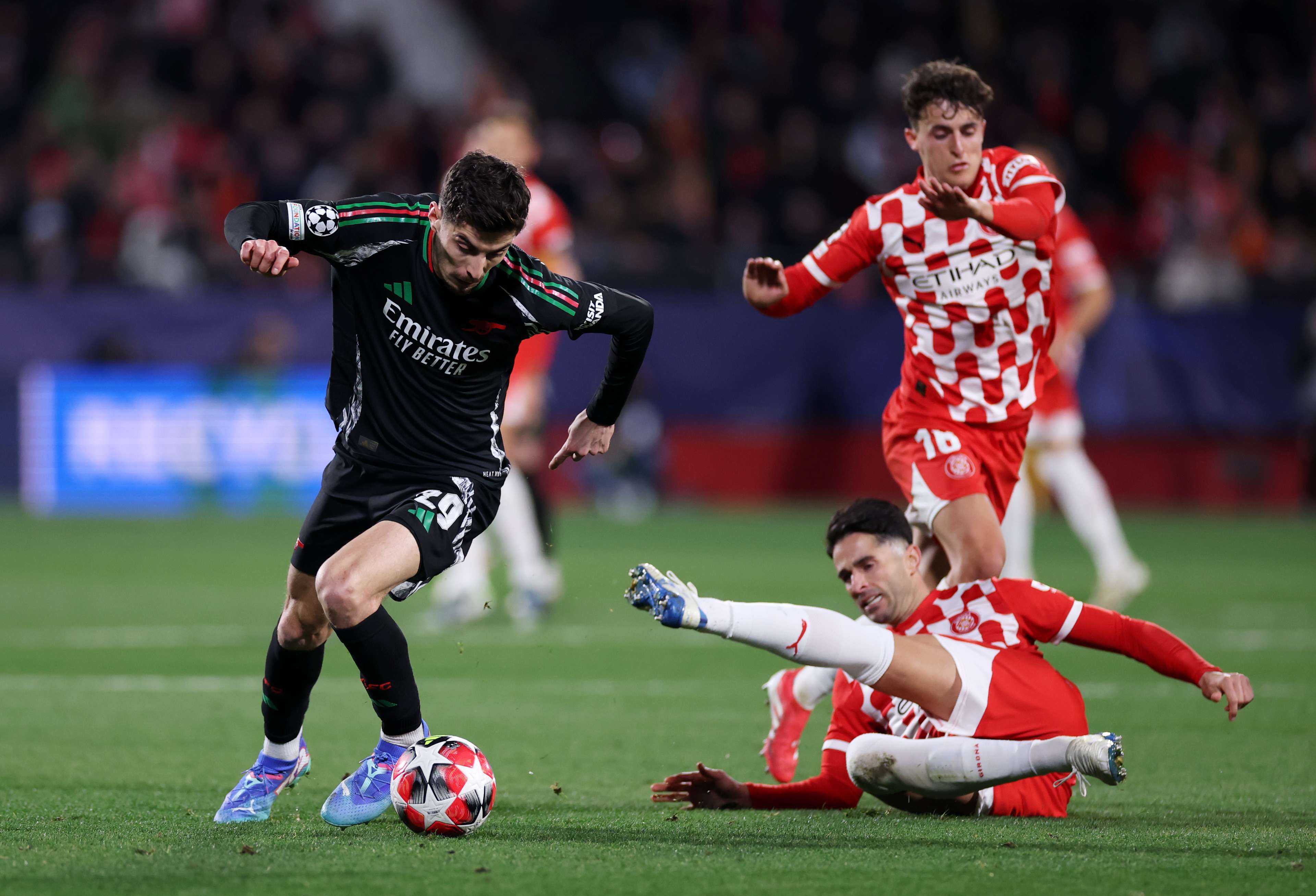 李铁辩护律师：当事人有足够耐心，会全力追求真相的回归.